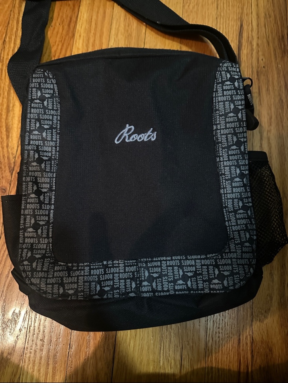 Roots Black Logo-Accent Crossbody Bag